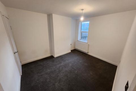 1 bedroom flat to rent, Luton Road, Chatham ME4