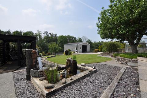 undefined, Lon Las, St. Clears, Carmarthen