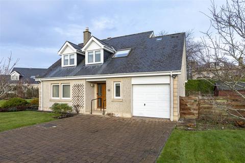 3 bedroom house for sale, 2 Broomlands, Kelso