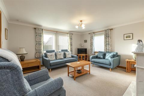 3 bedroom house for sale, 2 Broomlands, Kelso