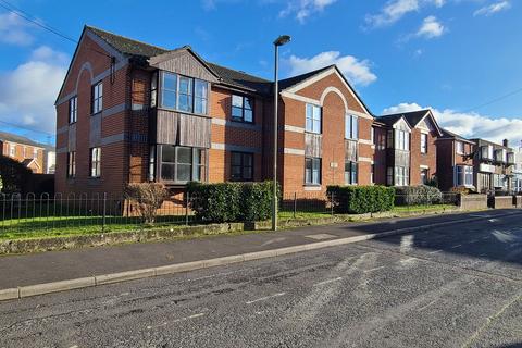 2 bedroom ground floor flat for sale, Beaumont Road, Totton SO40