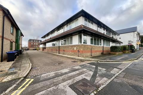 1 bedroom flat for sale, Victoria Avenue, Camberley, GU15