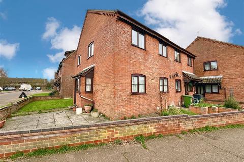 1 bedroom flat for sale, Weavers Close, Stalham NR12