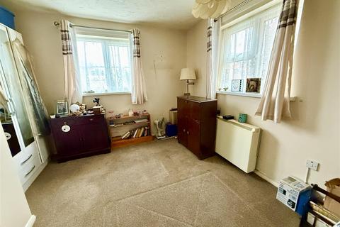 1 bedroom flat for sale, Weavers Close, Stalham NR12