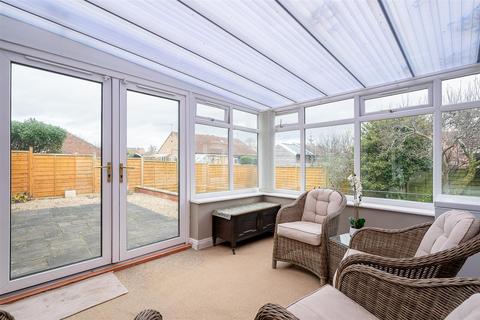 3 bedroom bungalow for sale, Malton Road, Pickering YO18