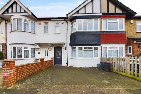 2 bedroom terraced house to rent, Chelston Road, Ruislip HA4