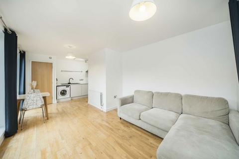 1 bedroom flat to rent, Felstead Street, London E9