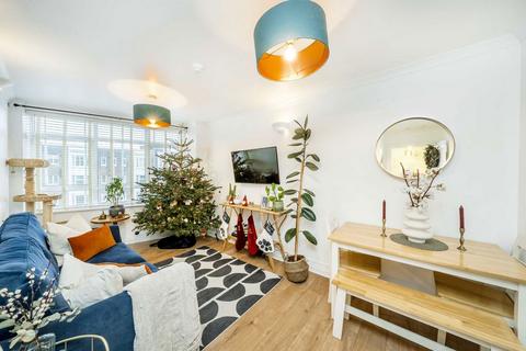 2 bedroom flat for sale, Streatham Hill, London SW2