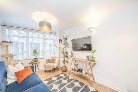 2 bedroom flat for sale, Streatham Hill, London SW2