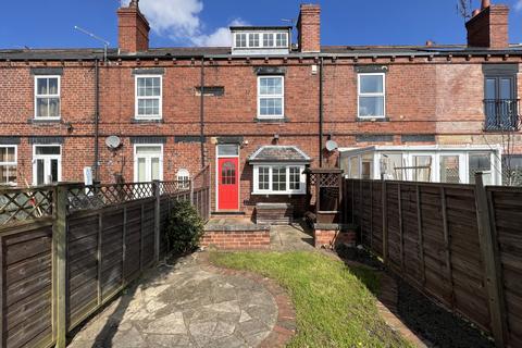 3 bedroom semi-detached house for sale, Moorview, Methley