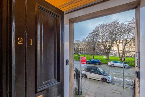 2 bedroom flat for sale, 21/1 (GF) Ainslie Place, New Town, Edinburgh, EH3