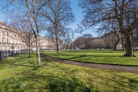 2 bedroom flat for sale, 21/1 (GF) Ainslie Place, New Town, Edinburgh, EH3