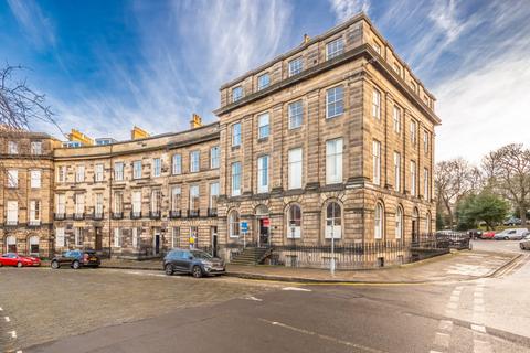 21/1 (GF) Ainslie Place, New Town, Edinburgh, EH3