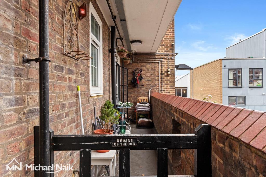 Millington House, N16