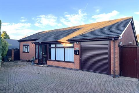 3 bedroom detached bungalow for sale, Old Road, Burton-On-Trent DE14