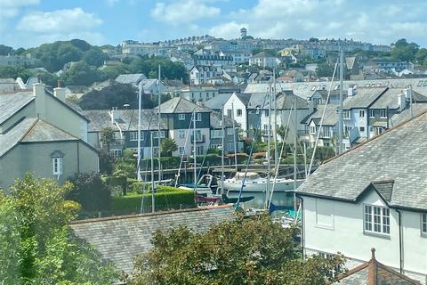 2 bedroom apartment for sale, Trelawny House, Bar Road, Falmouth, TR11 4FJ