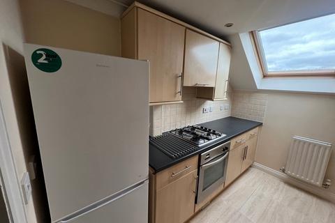 2 bedroom flat to rent, Twyford Road, Hampshire SO50