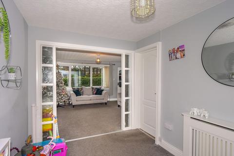 64 Lockerbie Road, Dumfries, DG1 3BL
