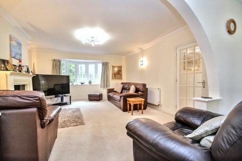 5 bedroom detached bungalow for sale, Broadstone