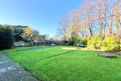 undefined, Latymer Road, Edmonton, N9