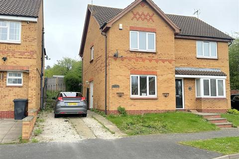 2 bedroom semi-detached house to rent, Columbine Road, Leicester LE5