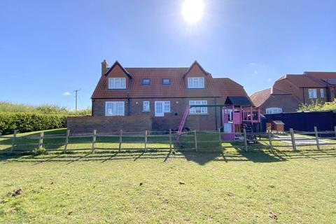2 bedroom detached house for sale, Wembley Road, North Somercotes, Louth