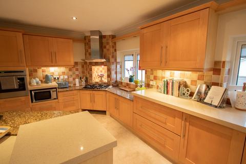 4 bedroom detached bungalow for sale, Moorlands, West Hill