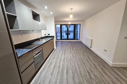 1 bedroom apartment to rent, 1 bed with balcony in Baltic Triangle