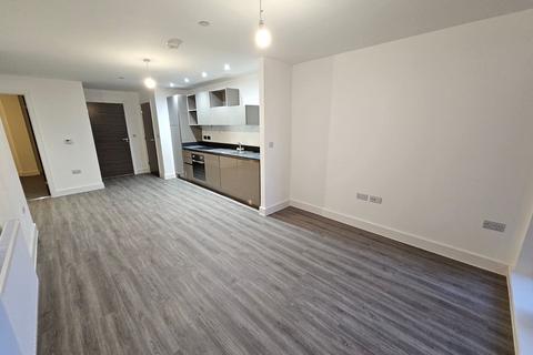 1 bedroom apartment to rent, 1 bed with balcony in Baltic Triangle