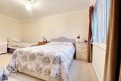 2 bedroom apartment for sale, Hanbury Court, Thetford