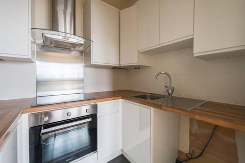 65 Caledonian Wharf, London, E14 3EN
