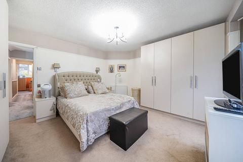 29 Hermitage Road, London, SE19 3QW