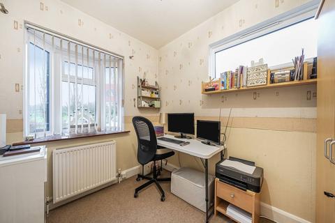 29 Hermitage Road, London, SE19 3QW