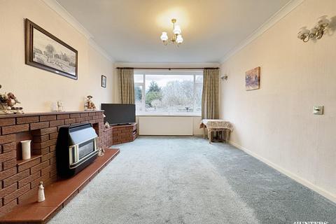 3 bedroom semi-detached bungalow for sale, Moor Park Court, Dewsbury