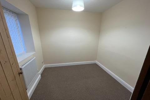 3 bedroom semi-detached house to rent, Whitehaven CA28