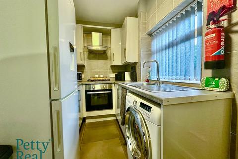 3 bedroom semi-detached house for sale, Glenroy Avenue, Colne