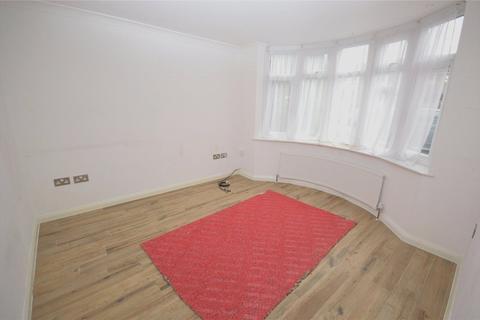 3 bedroom terraced house for sale, The Avenue, Luton, Bedfordshire, LU4