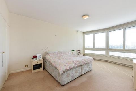 2 bedroom flat for sale, Castleacre, Hyde Park Crescent, London W2