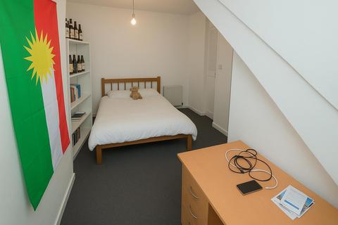 undefined, Wrangthorn Terrace, Hyde Park, Leeds