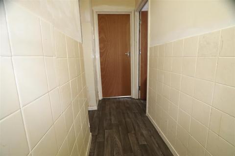 4 bedroom apartment to rent, Pleck Road, Walsall