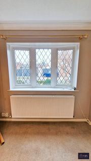 undefined, Westglade, Farnborough GU14