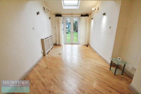 2 bedroom house to rent, Ingle Avenue, Morley, Leeds, West Yorkshire, LS27