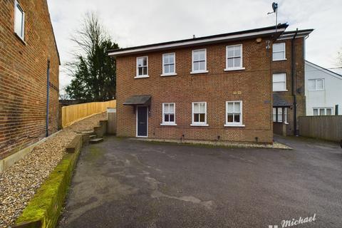 2 bedroom duplex for sale, Faraday House, Buckland Road, Buckland, HP22 5LL