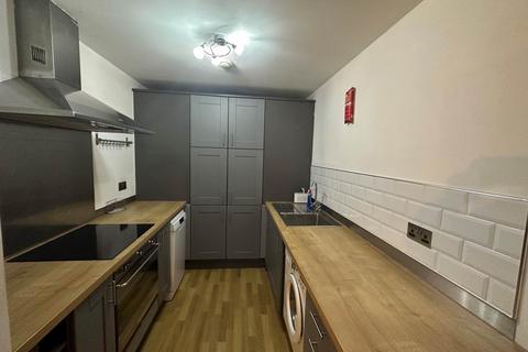 2 bedroom apartment to rent, Little Peter, Manchester M15