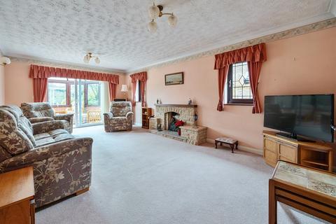 3 bedroom bungalow for sale, Wrights Close, South Wonston, Winchester, Hampshire, SO21