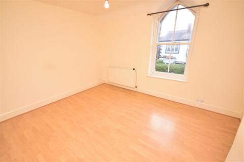 2 bedroom terraced house to rent, Church Road, Thornton Hough