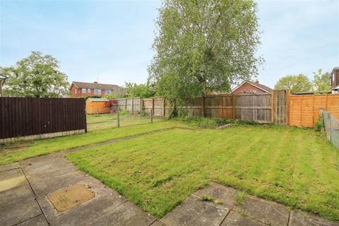 3 bedroom semi-detached house for sale, Kent Close, Ripon