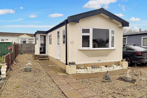 2 bedroom mobile home for sale, Wootton Hall, Henley-in-arden B95