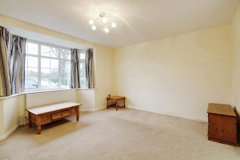 4 bedroom detached house to rent, Horton Road, Slough SL3