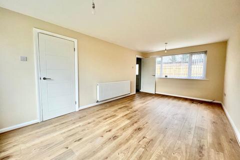 3 bedroom end of terrace house for sale, Boston Spa, Wickham Close, LS23